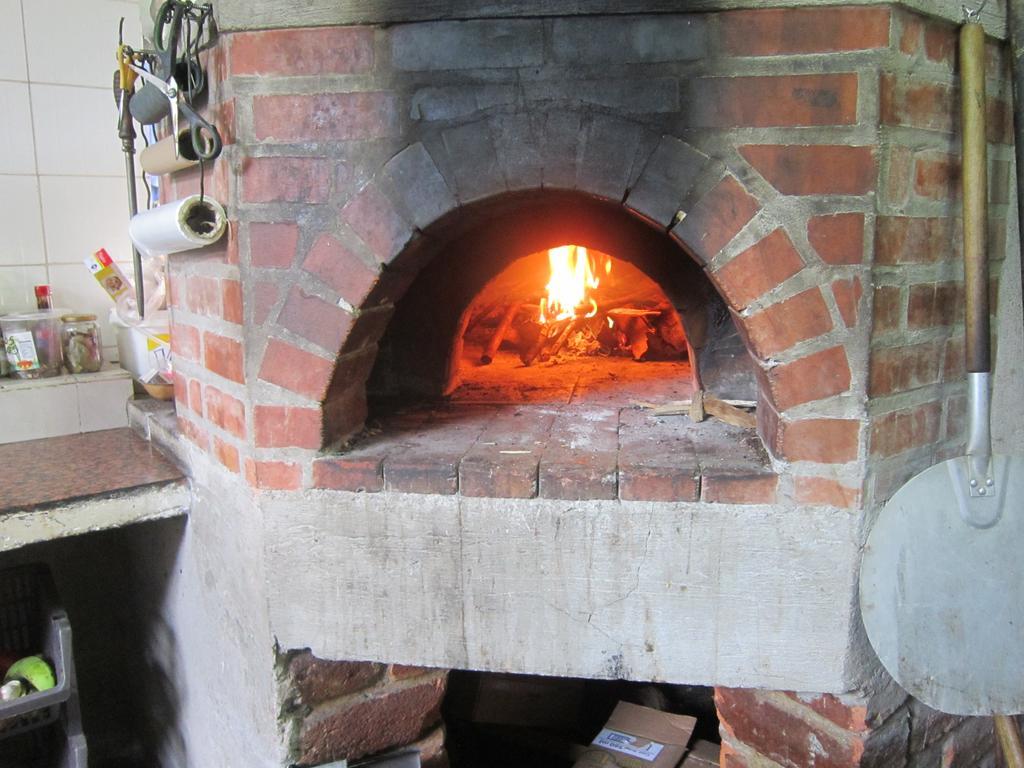 Hosteria La Roulotte - Mindo Kültér fotó